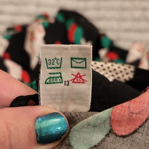 Simply gorgeous 1980's poker pin up John Henry designs swing skirt size 8. - Picture 8 of 14